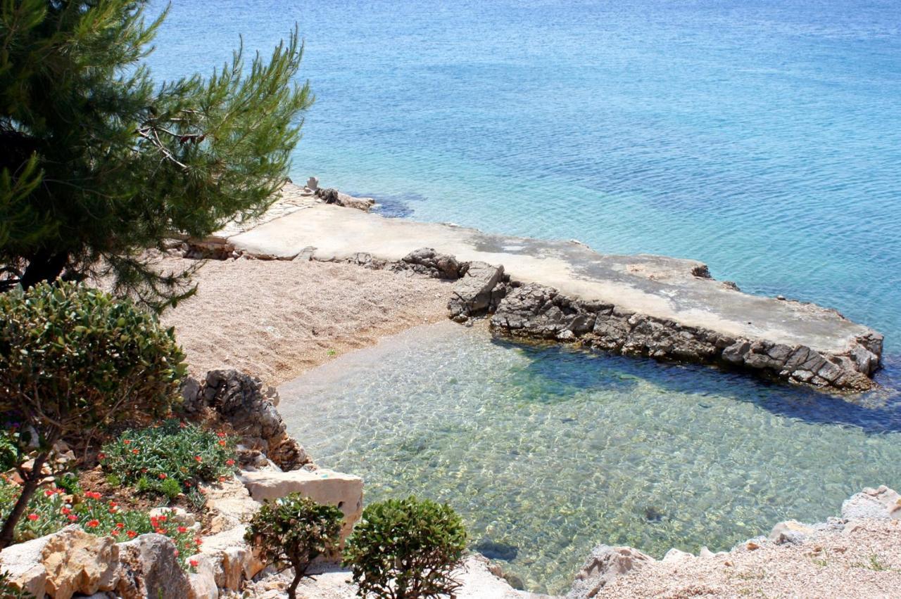 Apartments By The Sea Mandre, Pag - 4093 Kolan Exteriör bild