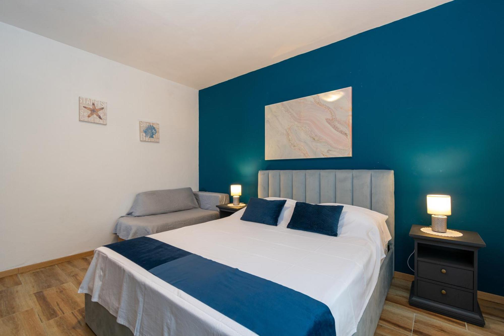 Apartments By The Sea Mandre, Pag - 4093 Kolan Rum bild